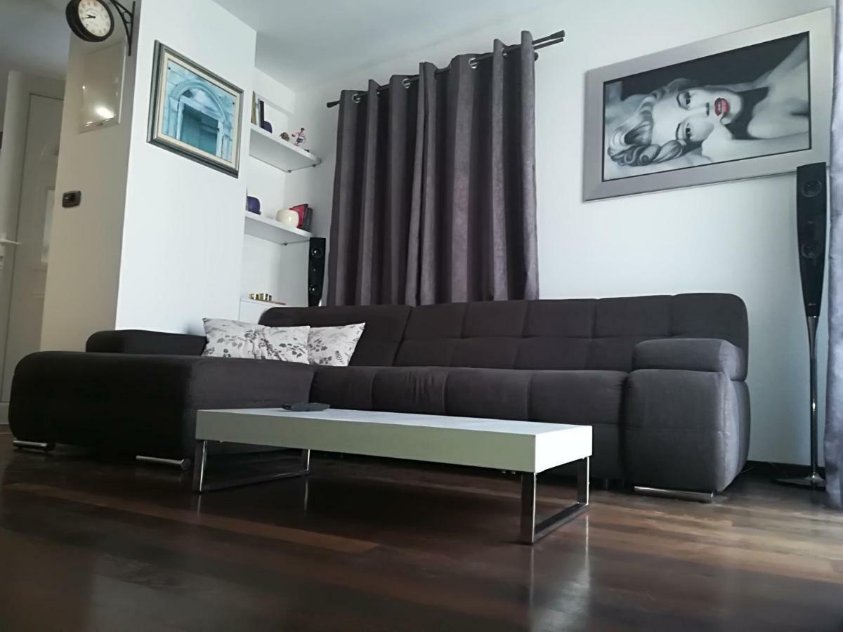 Apartman Brzovic Omiš Eksteriør billede