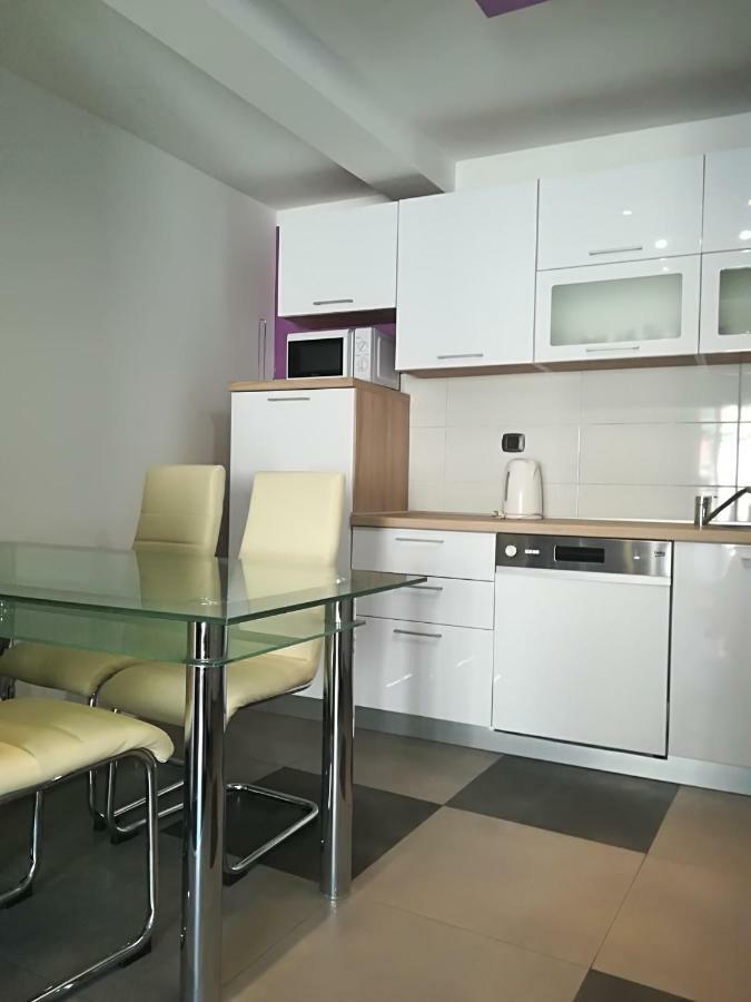 Apartman Brzovic Omiš Eksteriør billede